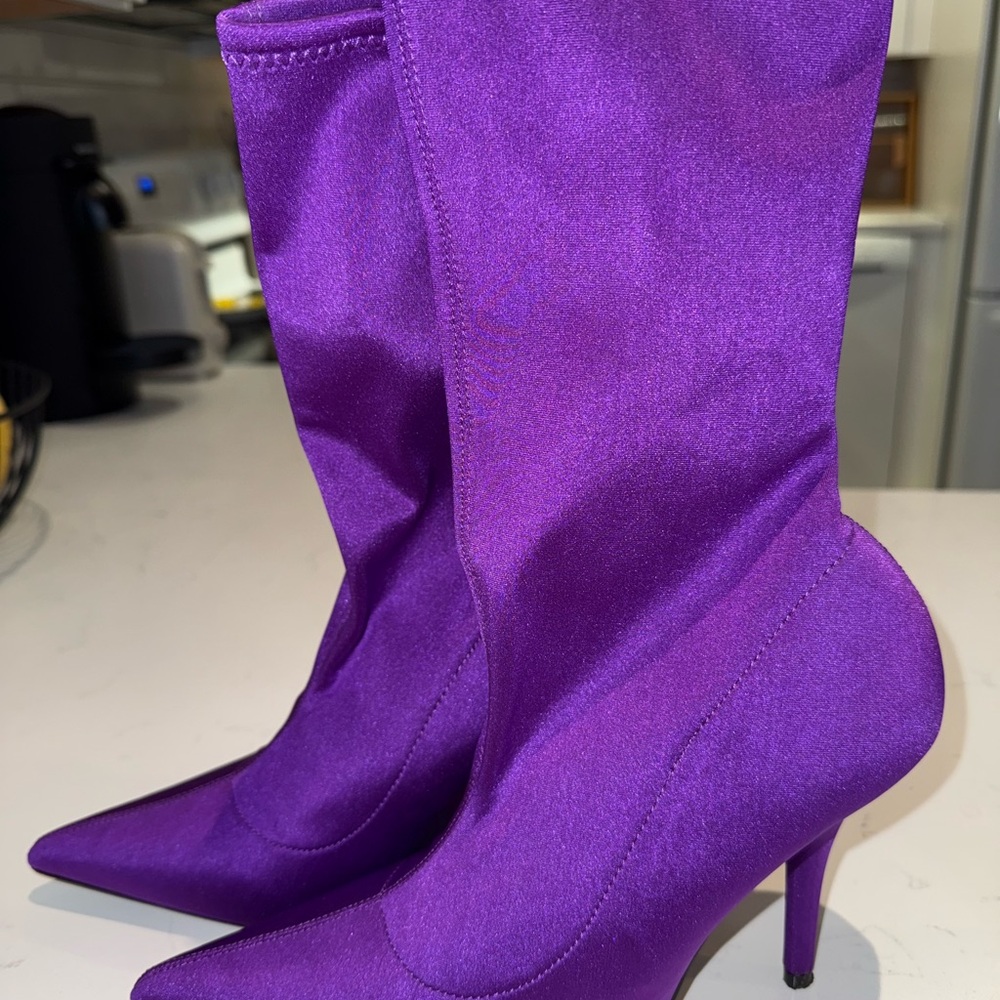 Elegant Purple Women's Boots